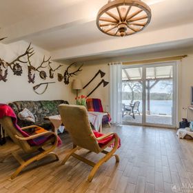 JURANDÓWKA - całoroczny dom nad samym jeziorem i Krutynią w Spychowie