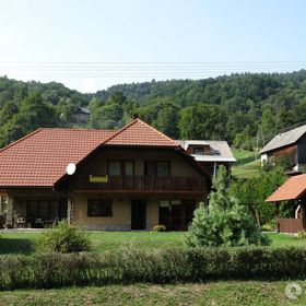 Pokoje Gościnne Bożena Łomnicka