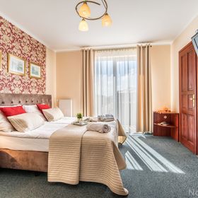 Willa Karmazynowa Przystań