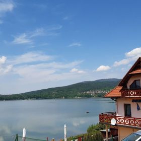 Ośrodek Wypoczynkowy Mega nad jeziorem