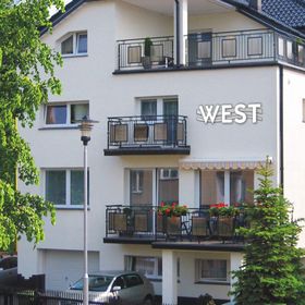 WEST Dom Gościnny