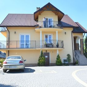 Pokoje i domki u Joli przy jeziorze