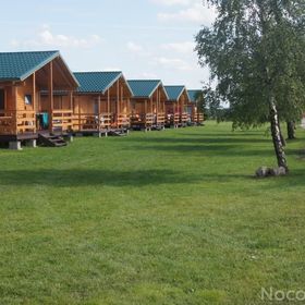 Domki i pokoje u Izy