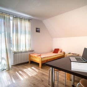 Ostoja Wypoczynku Dom, Pokoje Do Wynajęcia