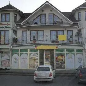 Domy Gościnne Bursztyn I i Bursztyn II