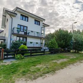 Pokoje Gościnne Przy Lesie