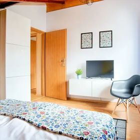 Apartament i Pokoje Gościnne Zawisza