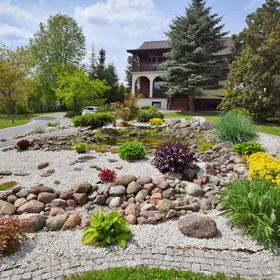 Pokoje w samodzielnym budynku Joanna