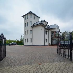 Pokoje i apartamenty Sosnowa 4 (dawniej Pipka)