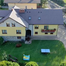 Noclegi na Akacjowej