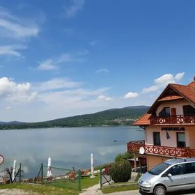 Ośrodek Wypoczynkowy Mega nad jeziorem