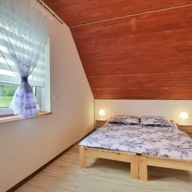 Domki z balią nad rzeczką