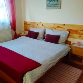 Pokoje Gościnne Pod Sosnami