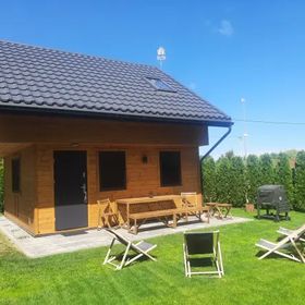 Drewniany domek w centrum