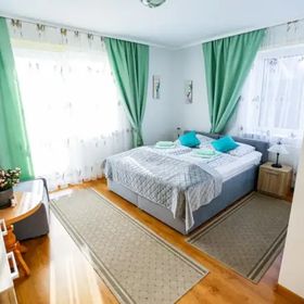  Pokoje i Apartamenty Villa Nadmorska 