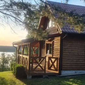 Domki całoroczne nad jeziorem z własną linią brzegową Rybical, Ryn