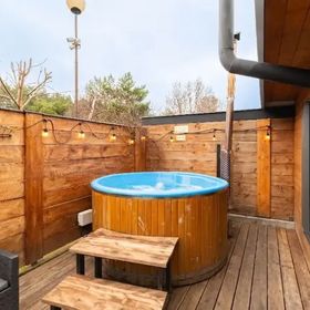 Loft House Rozewie Całoroczne domki z balią ogrodową 