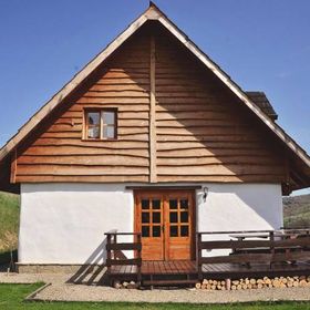 Stylowa Chata w Bieszczadach, KOMINEK, GRILL, panorama na góry, cisza