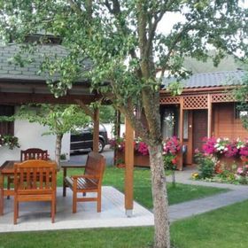 Pokoje Gościnne Pod Lipami 