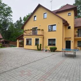 Dom Gościnny i domki Andy