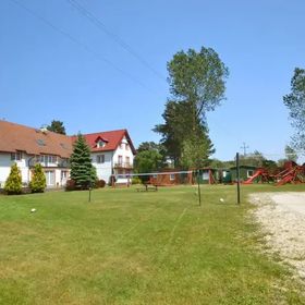 Dom Gościnny Pod Dębem