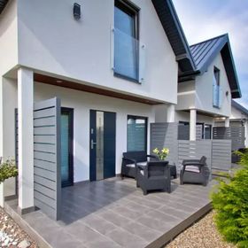 Apartamenty Number 1 - Domki Wolnostojące 