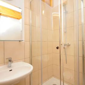 Pokoje i domki Pelikan