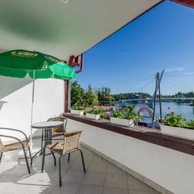 POKOJE I APARTAMENTY U TOMKA