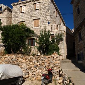 Apartmanok A Tenger Mellett Sutivan, Brac - 719 Sutivan