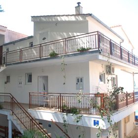 Apartmanok A Tenger Mellett Stanici, Omis - 1032 Stanići