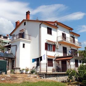 Apartmanok és Szobák Parkolóhellyel Icici, Opátia - Opatija - 2315 Ičići