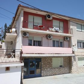 Apartmanok és Szobák Parkolóhellyel Mali Losinj, Losinj - 2486 Mali Lošinj