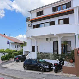 Apartmanok Parkolóhellyel Mastrinka, Ciovo - 4324 Mastrinka