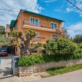 Apartmanok Parkolóhellyel Mali Losinj, Losinj - 7972 Mali Lošinj