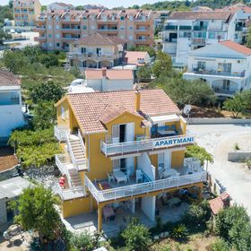 Apartmanok A Tenger Mellett Okrug Gornji, Ciovo - 8440 Okrug Gornji