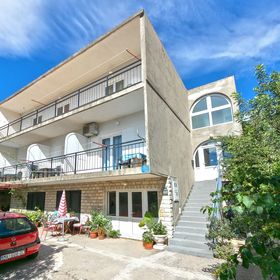Apartmanok Parkolóhellyel Gradac, Makarska - 14708 Gradac