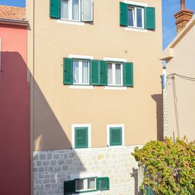 Apartmanok A Tenger Mellett Kastel Stafilic, Kastela - 15110 Kaštel Štafilić