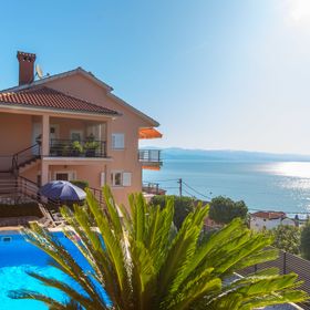 Apartments Villa Adore Icici