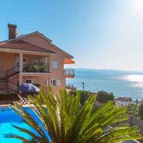 Apartments Villa Adore Icici