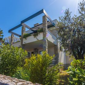 Apartment Vito Njivice