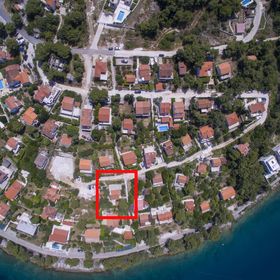 Nyaralóház A Tenger Mellett Splitska, Brac - 5668 Splitska