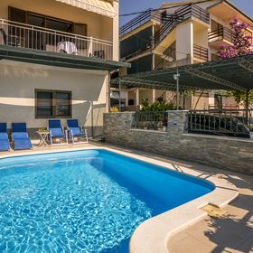 Nyaralóház Medencével Podstrana, Split - 7539 Podstrana