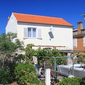 Nyaralóház Parkolóhellyel Lukoran, Ugljan - 8385 Lukoran