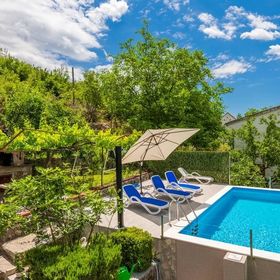 Ház Családok Részére Medencével Grab, Zagora - 15208 Grab