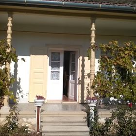 Kantár-hegyi Vendégház Máza