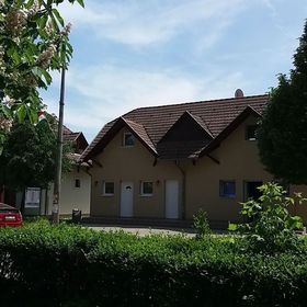 Pusztai Apartmanok Balatonszemes