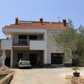 Apartmanok A Tenger Mellett Öböl Mala Lamjana, Ugljan - 347 Mala Lamjana