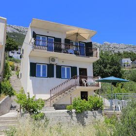 Apartmanok Parkolóhellyel Marusici, Omis - 657 Marušići