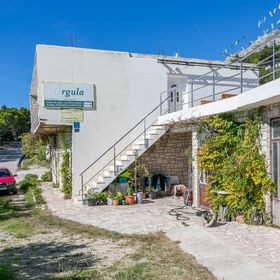 Apartmanok Parkolóhellyel Marusici, Omis - 954 Marušići