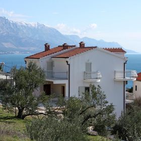 Apartmanok Parkolóhellyel Marusici, Omis - 962 Marušići